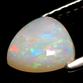 Ópalo multicolor natural de 0,68 ct, transparente, transparente / translúcido