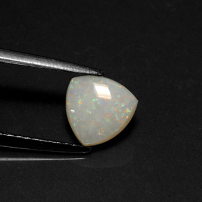 Ópalo multicolor natural de 0,70 ct, transparente, transparente / translúcido