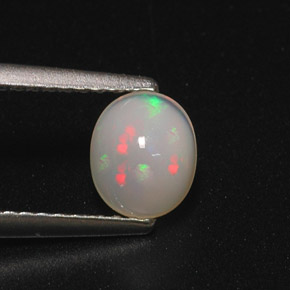 Ópalo multicolor natural de 0,70 ct, corte óvalo, translúcido