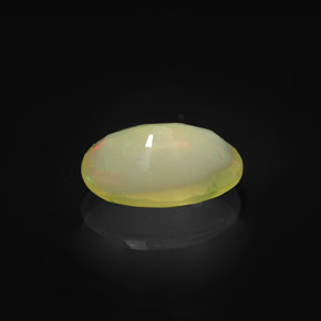 Ópalo multicolor natural de 1,52 ct, corte óvalo, translúcido