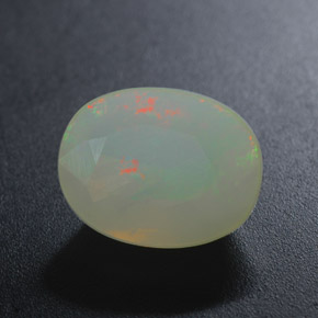 Ópalo multicolor natural de 2,90 ct, corte óvalo, translúcido