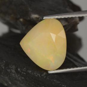 Ópalo multicolor natural de 3,17 ct, en forma de pera, translúcido