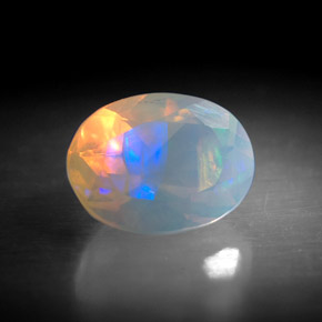 Ópalo multicolor natural de 0,91 ct, transparente, transparente / translúcido