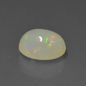 Ópalo multicolor natural de 1,77 ct, corte óvalo, translúcido