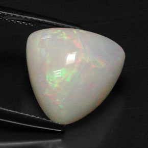 Ópalo multicolor natural de 7,29 ct, trillón, opaco