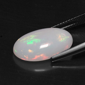Ópalo multicolor natural de 5,49 ct, corte óvalo, opaco
