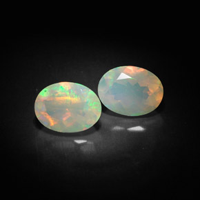 Gemas de ópalo multicolor natural de  ct, transparente, transparente / translúcido