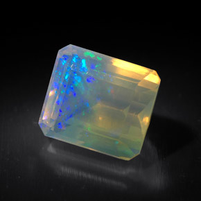 Ópalo multicolor natural de 2,06 ct, transparente, transparente / translúcido