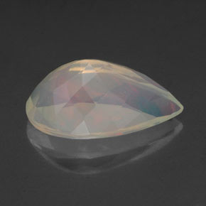 Ópalo multicolor natural de 2,21 ct, en forma de pera, transparente