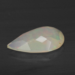 Ópalo multicolor natural de 2,84 ct, en forma de pera, transparente