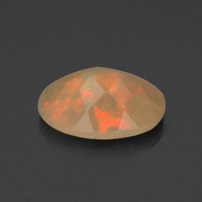 Ópalo multicolor natural de 0,69 ct, corte óvalo, translúcido