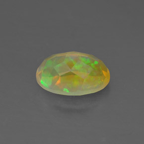 Ópalo multicolor natural de 0,82 ct, transparente, transparente / translúcido