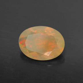 Ópalo multicolor natural de 0,67 ct, transparente, transparente / translúcido