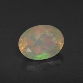 Ópalo multicolor natural de 0,93 ct, corte óvalo, translúcido