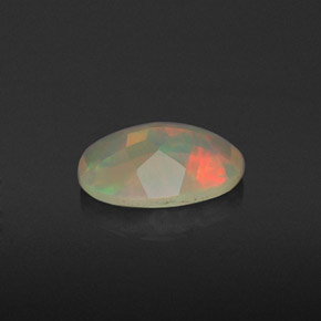 Ópalo multicolor natural de 0,69 ct, transparente, transparente / translúcido