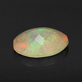 Ópalo multicolor natural de 0,66 ct, transparente, transparente / translúcido