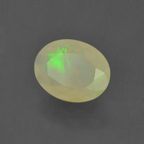 Ópalo multicolor natural de 0,93 ct, corte óvalo, translúcido