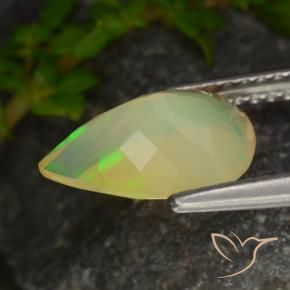 Ópalo Multicolor natural de 1.33 ct, En forma de pera, Transparente