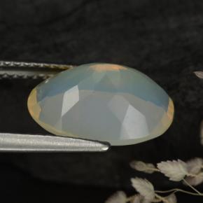 Ópalo multicolor natural de 2,25 ct, corte óvalo, transparente