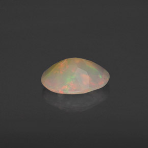 Ópalo multicolor natural de 0,63 ct, transparente, transparente / translúcido