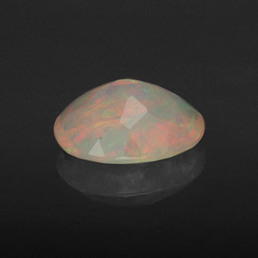 Ópalo multicolor natural de 1,53 ct, corte óvalo, translúcido