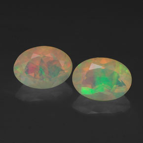 Gemas de ópalo multicolor natural de  ct, transparente, transparente / translúcido