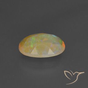 Ópalo Multicolor natural de 1.07 ct, Ovalada, Translúcido