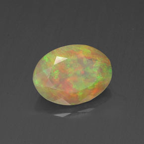 Ópalo multicolor natural de 0,82 ct, transparente, transparente / translúcido