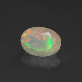 Ópalo multicolor natural de 0,67 ct, transparente, transparente / translúcido