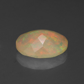 Ópalo multicolor natural de 1,14 ct, corte óvalo, translúcido