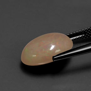 Ópalo Multicolor natural de 3.87 ct, Corte Óvalo, Translúcido