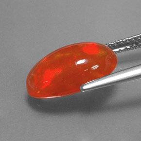 Ópalo multicolor natural de 2,71 ct, corte óvalo, transparente