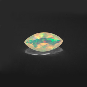 Ópalo multicolor natural de 0,95 ct, marquesa, transparente