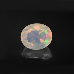 Ópalo multicolor natural de 2,58 ct, corte óvalo, transparente