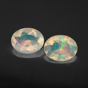 Gemas de ópalo multicolor natural de  ct, corte óvalo, transparente