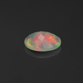 Ópalo multicolor natural de 0,63 ct, transparente, transparente / translúcido
