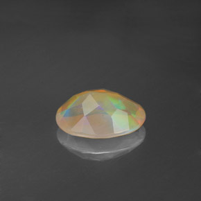 Ópalo multicolor natural de 0,70 ct, transparente, transparente / translúcido