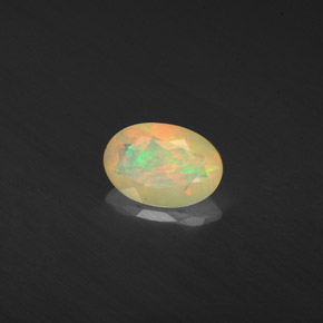 Ópalo multicolor natural de 0,41 ct, transparente, transparente / translúcido