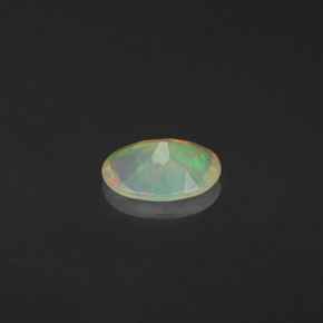 Ópalo multicolor natural de 0,37 ct, transparente, transparente / translúcido