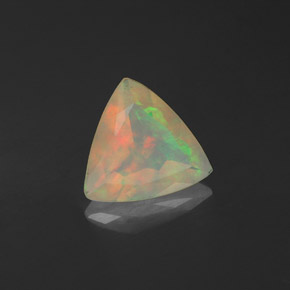 Ópalo multicolor natural de 0,82 ct, transparente, transparente / translúcido