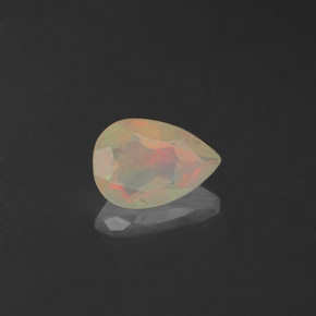 Ópalo multicolor natural de 0,38 ct, transparente, transparente / translúcido