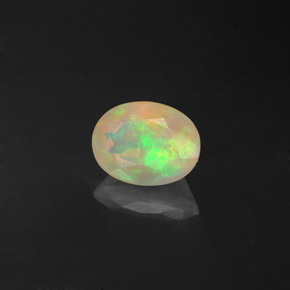 Ópalo multicolor natural de 0,85 ct, transparente, transparente / translúcido