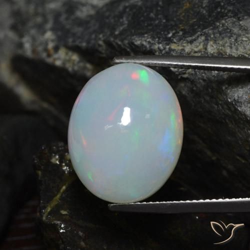 Ópalo Multicolor natural de 13.64 ct, Ovalada, Translúcido