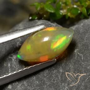 Ópalo Multicolor natural de 0.72 ct, Marquesa, Transparente