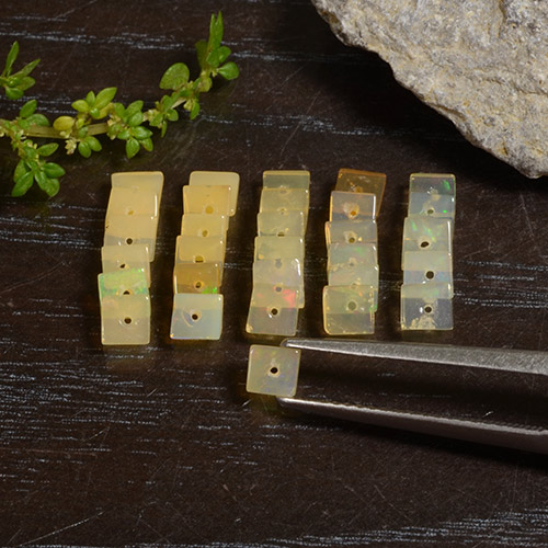 Gemas de Ópalo Multicolor natural de 2.84 ct, Cuadrado, Translúcido