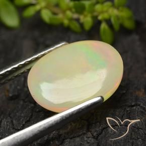 Ópalo Multicolor natural de 2.31 ct, Ovalada, Translúcido