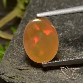 Ópalo Multicolor natural de 0.93 ct, Ovalada, Transparente
