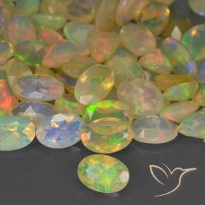 Ópalo Multicolor natural de 0.27 ct, Ovalada, Translúcido