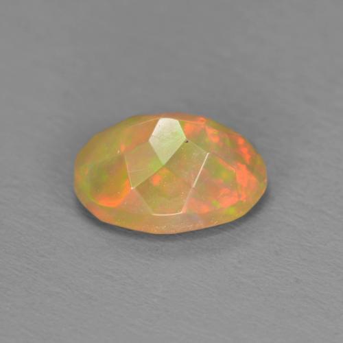 Ópalo Multicolor natural de 0.86 ct, Corte Óvalo, Translúcido