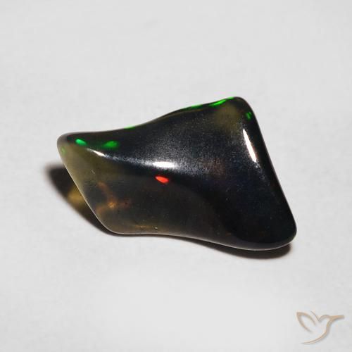 Ópalo Multicolor natural de 0.71 ct, Elegante, Translúcido